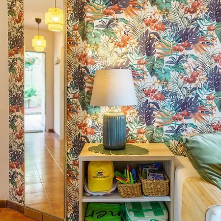 Апартаменты Forest Flat - Big Heated Pool, Terrace, Tv Channels Сан Мигель