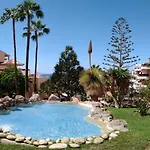 Forest Flat - Big Heated Pool, Terrace, Tv Channels Apartament San Miguel de Abona