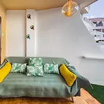 Forest Flat - Big Heated Pool, Terrace, Tv Channels Apartament *