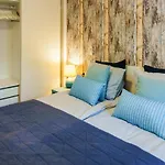Forest Flat - Big Heated Pool, Terrace, Tv Channels Apartament *