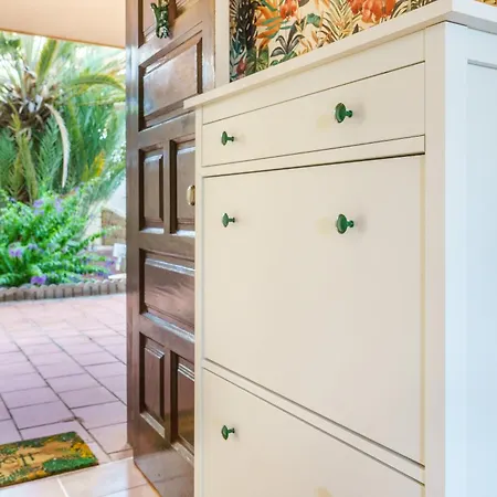 Forest Flat - Big Heated Pool, Terrace, Tv Channels *