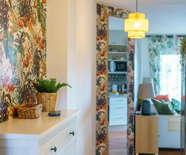 Forest Flat - Big Heated Pool, Terrace, Tv Channels