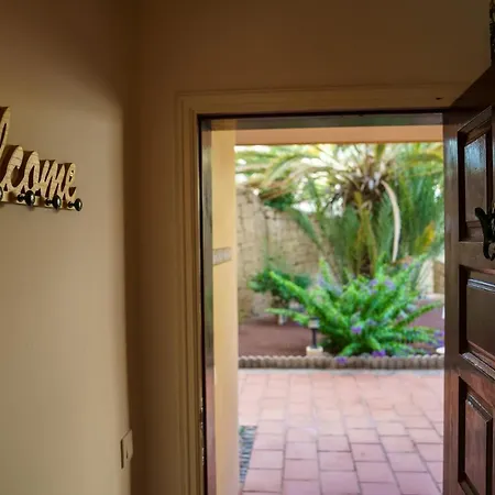 Forest Flat - Big Heated Pool, Terrace, Tv Channels Appartamento San Miguel de Abona